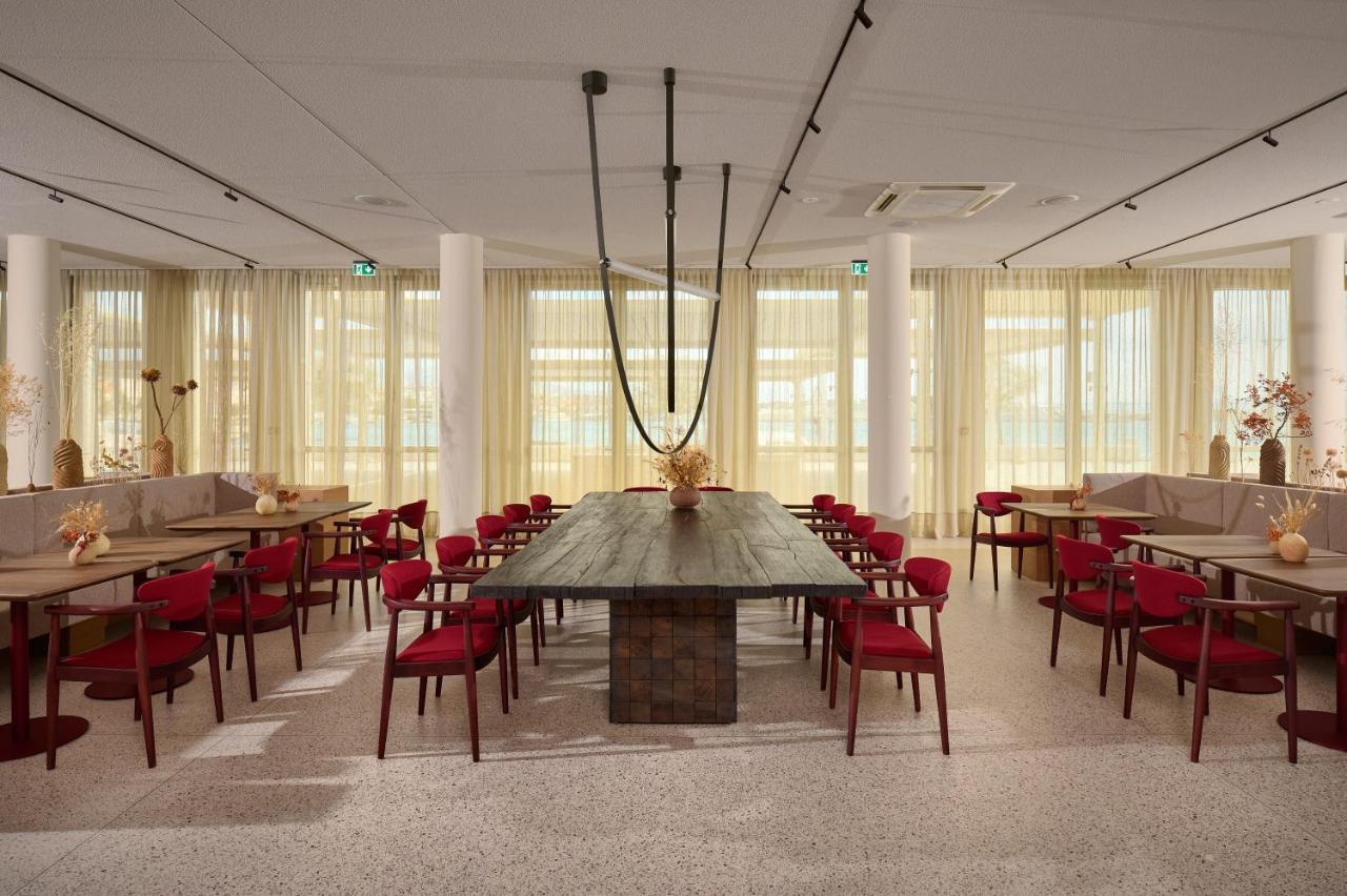 Hotel Ambasador Split Exteriér fotografie The restaurant