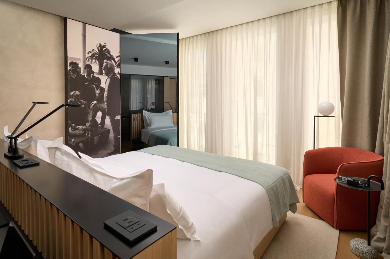 Hotel Ambasador Split Exteriér fotografie A room at the hotel